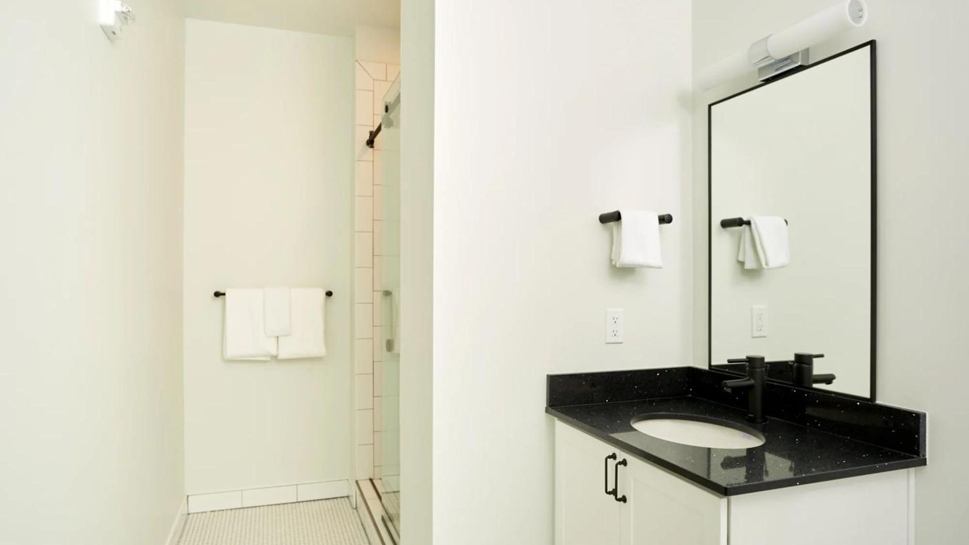 Apartment Roami At Canal Quarters *