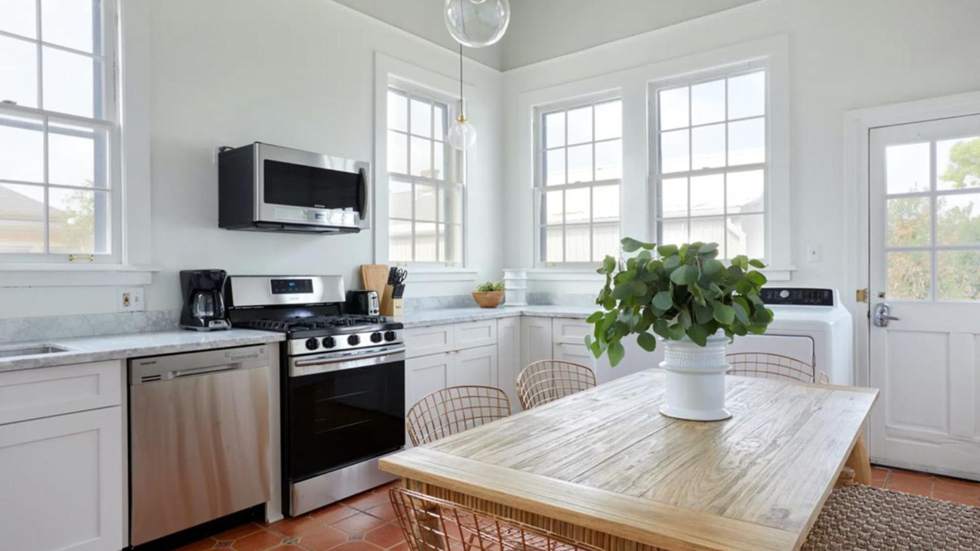 Apartment Roami At The Mandeville