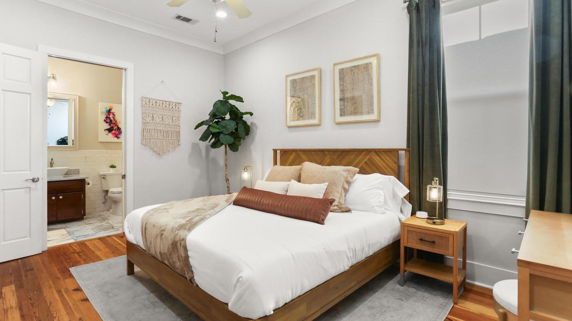 Holiday home Upscale 3 Bed 2 Bath Private In Uptown New Orleans! Close To Magazine Street, Universities, & French Quarter New Orleans