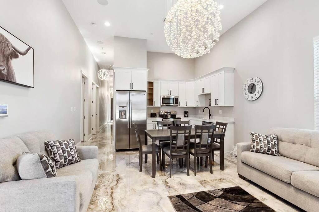 Luxury 5bdrm 5ba Near French Quarter Holiday home New Orleans