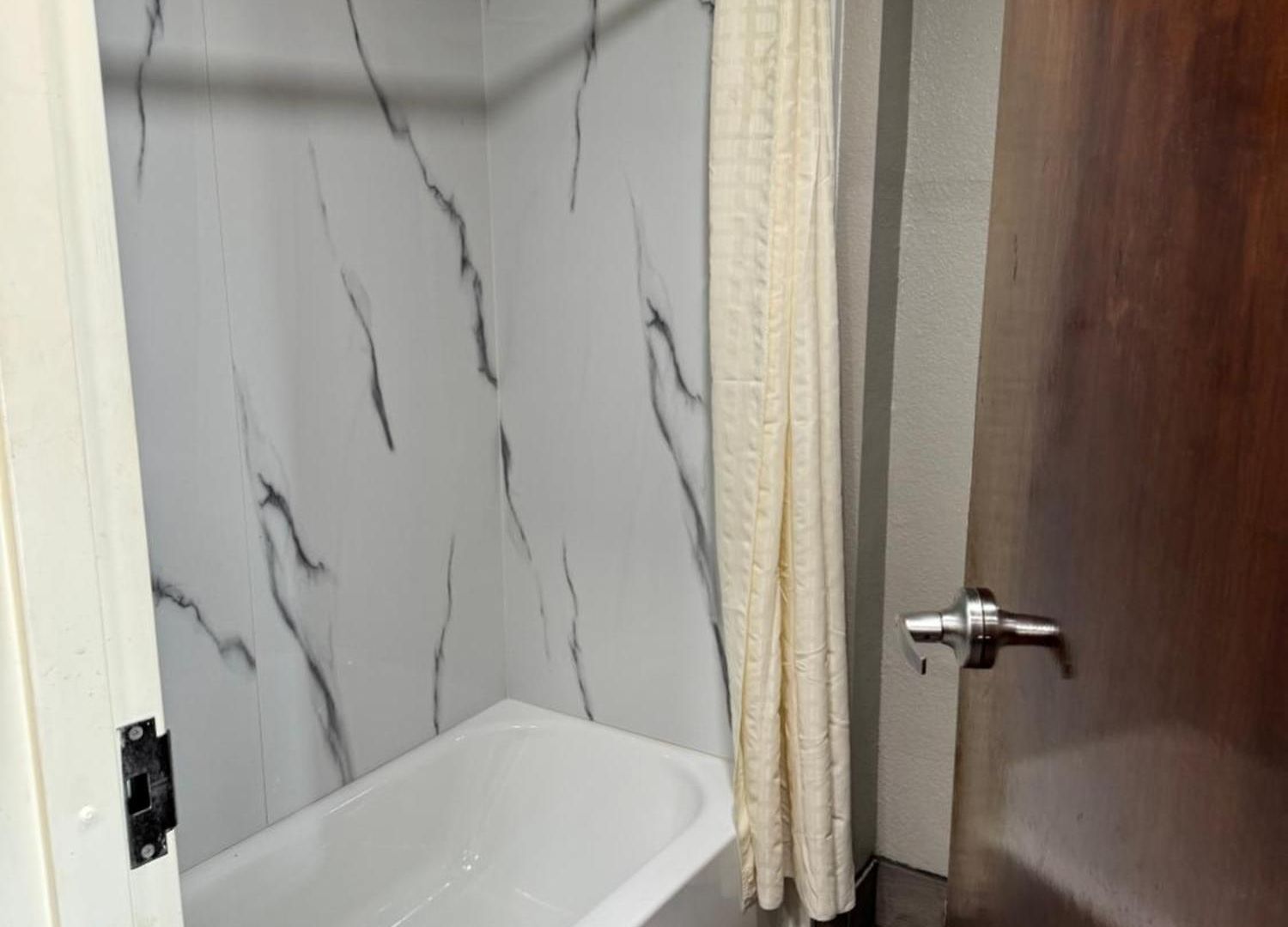 Hotel Nola & 4*