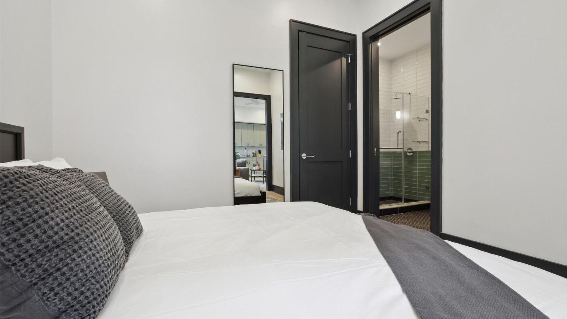 Apartment Roami At 714 Canal