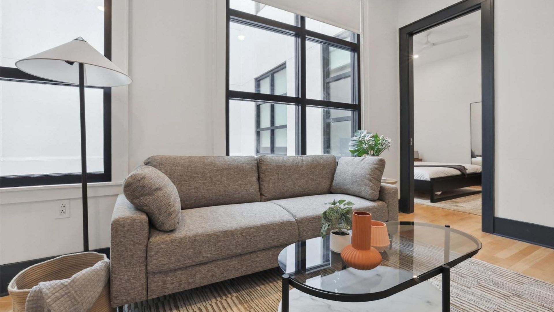 Apartment Roami At 714 Canal New Orleans