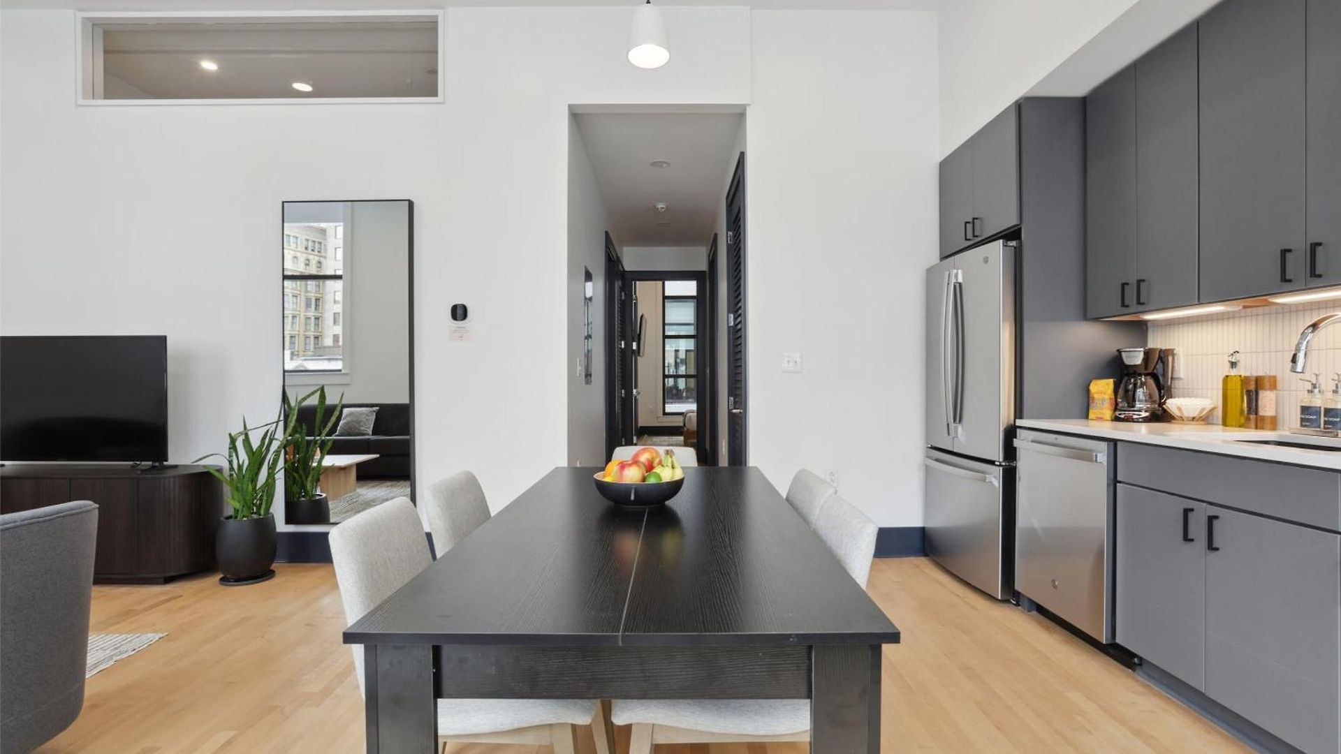 Roami At 714 Canal Apartment