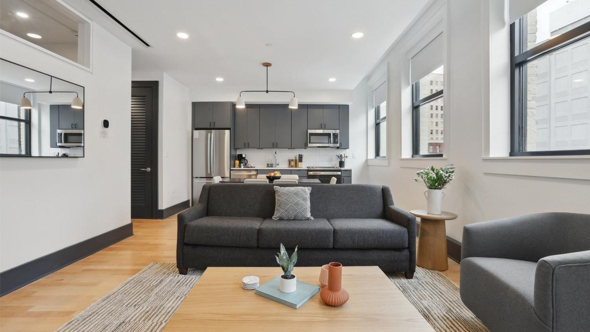 Apartment Roami At 714 Canal