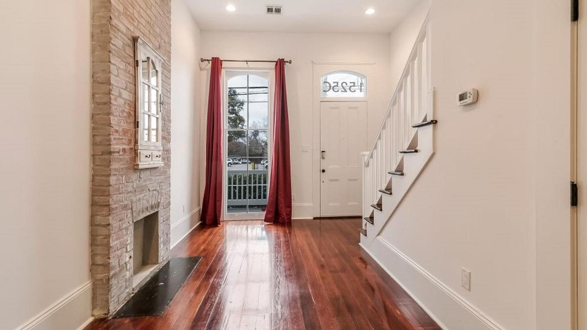 Fabulous With Views Apartment *