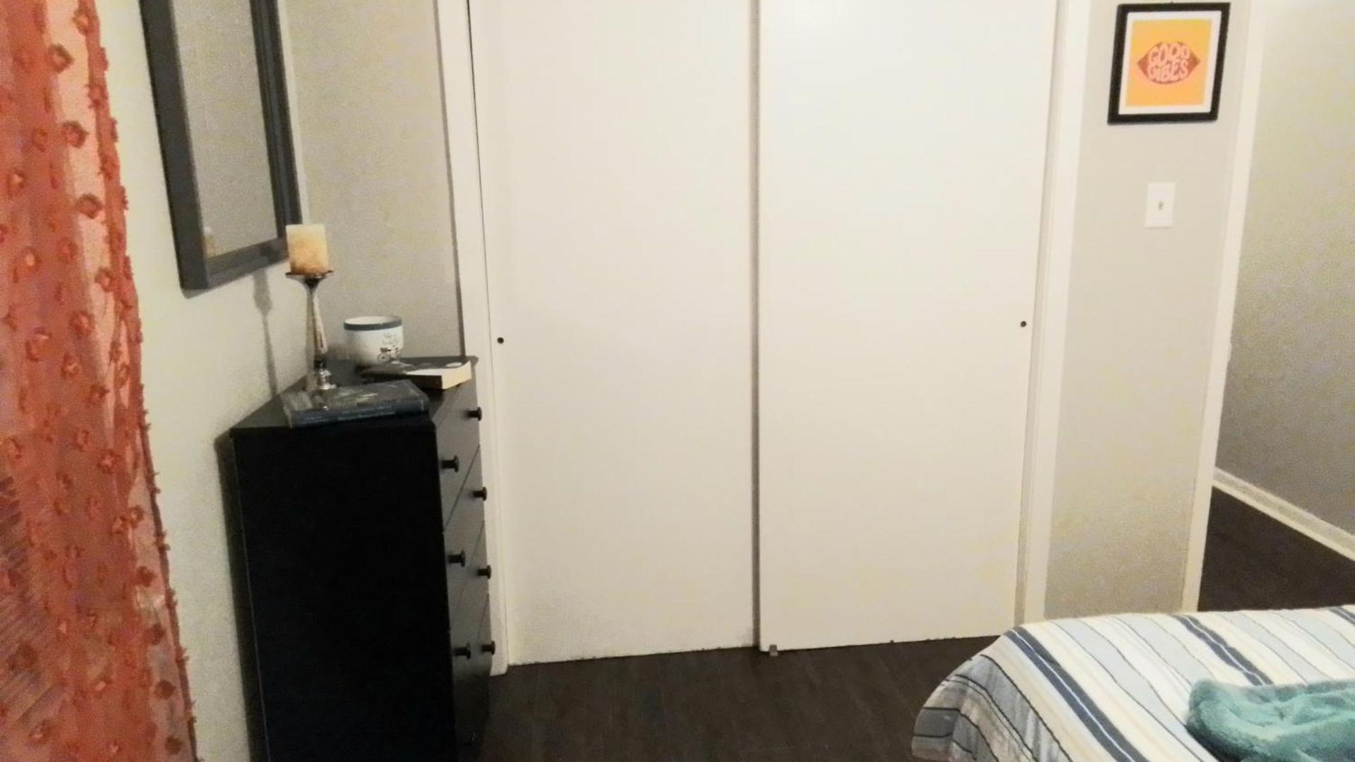 Cheeful, 2bed X 1bath Brick House Holiday home *