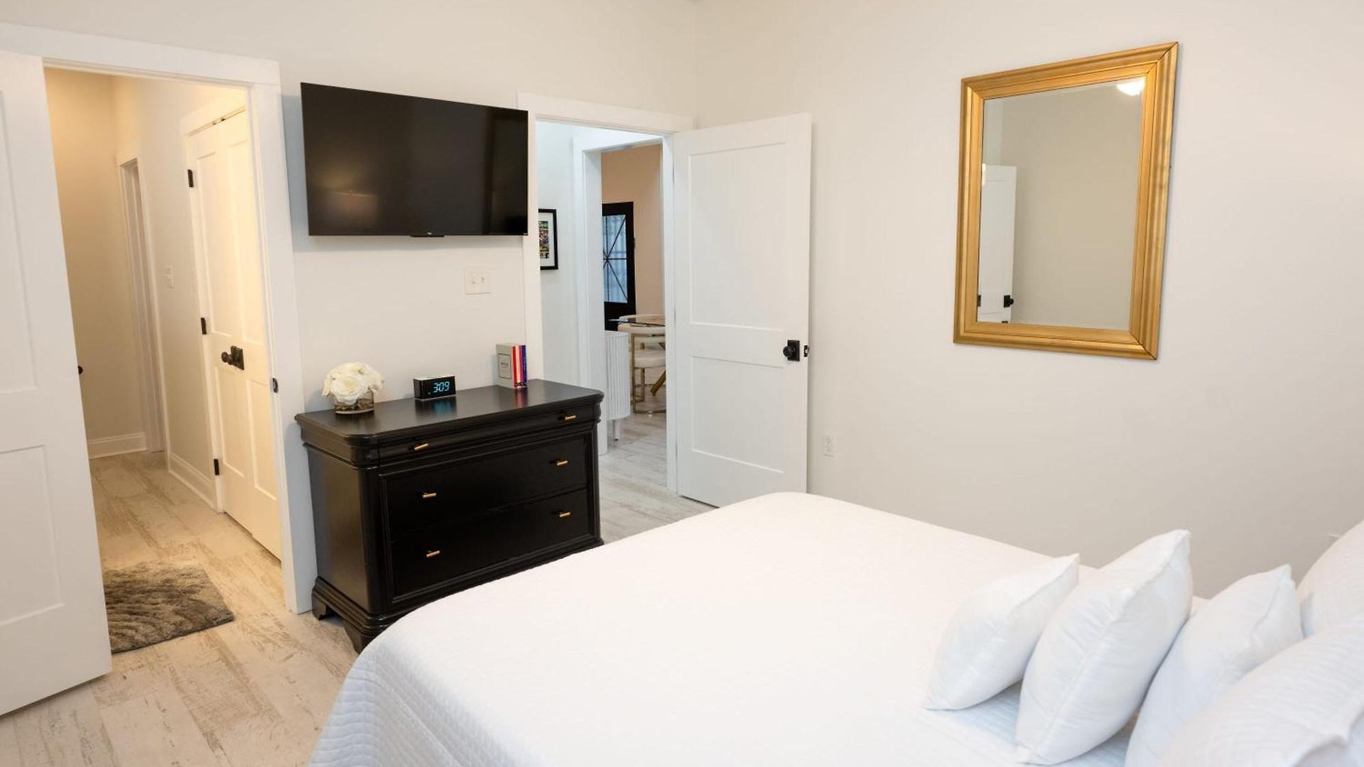 Esplanade Magic 5 Just Minutes By Uber Or Car To French Quarter And 5 Mins From Superdome Holiday home New Orleans