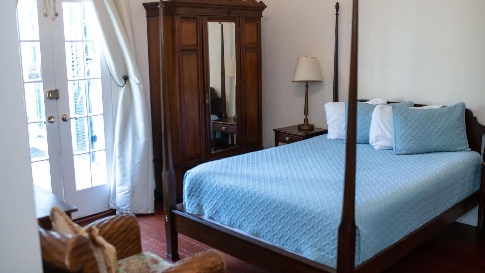 The Esplanade Mansion Bed & Breakfast 3*