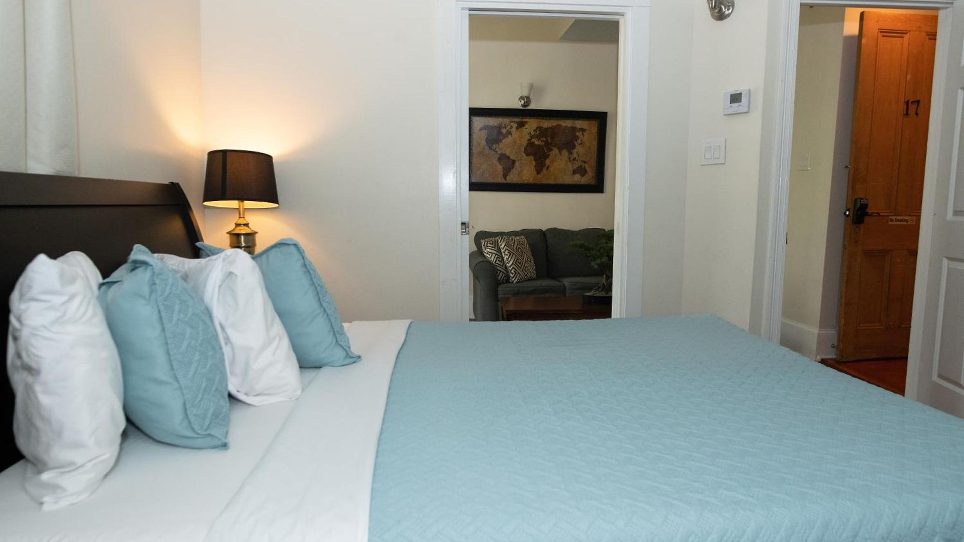 The Esplanade Mansion 3*