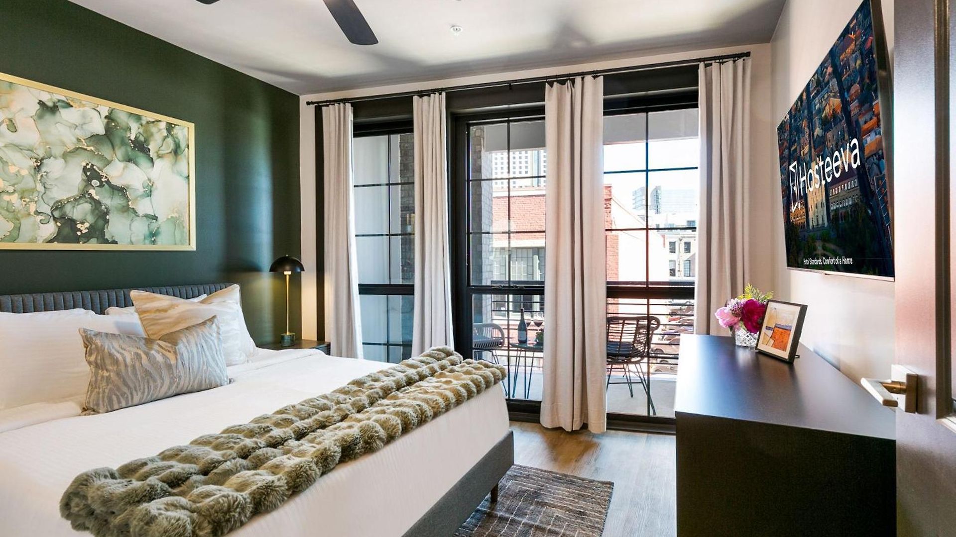 The Pelican By Hosteeva Apartment