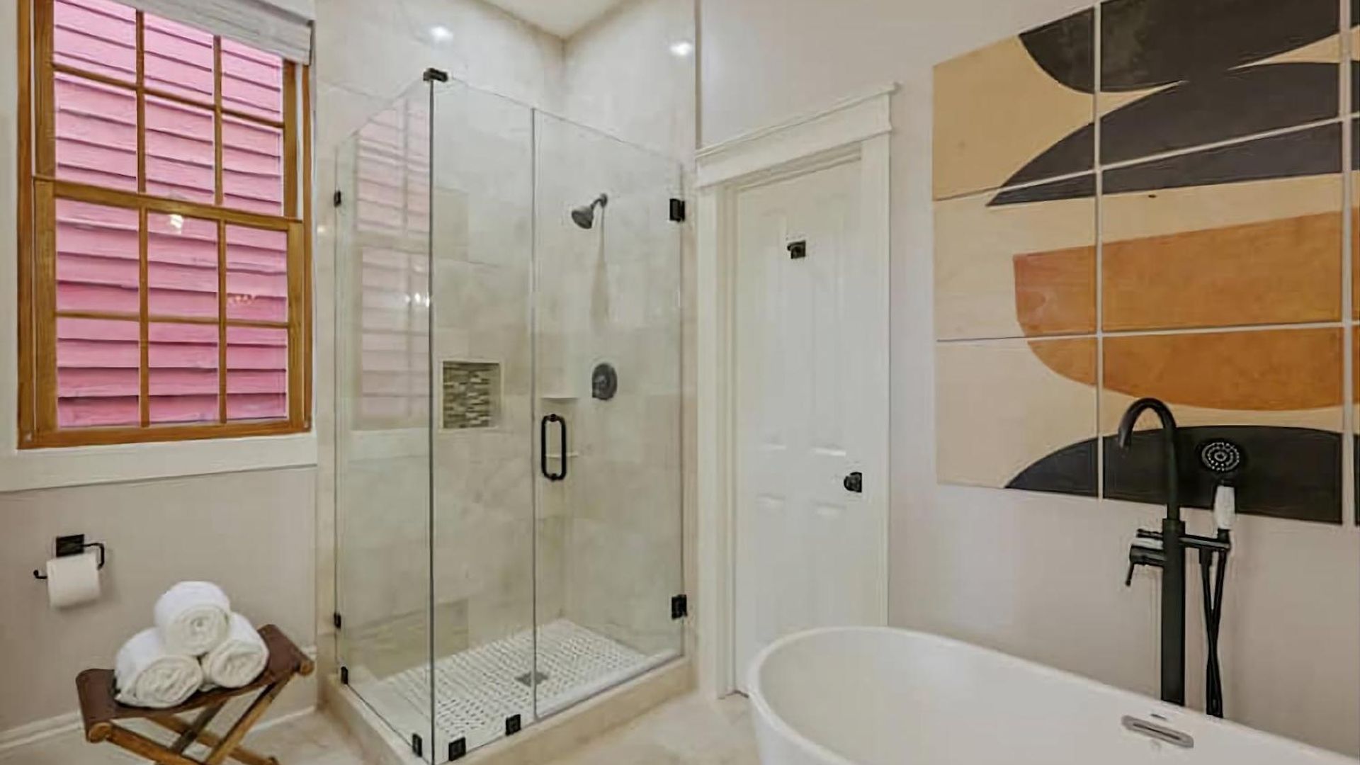 Designer Walking Distance To The French Quarter's Holiday home New Orleans