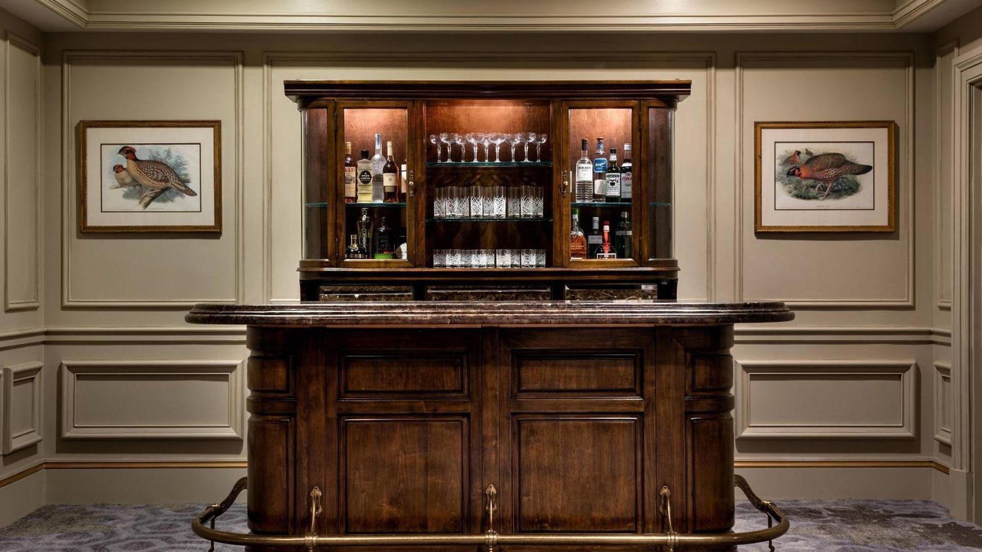 The Ritz-carlton, Hotel 5*