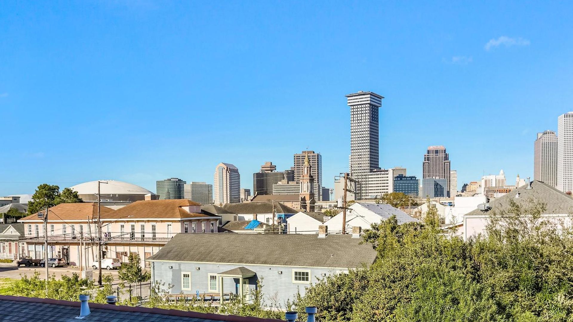 Apartment Stunning Near French Quarter