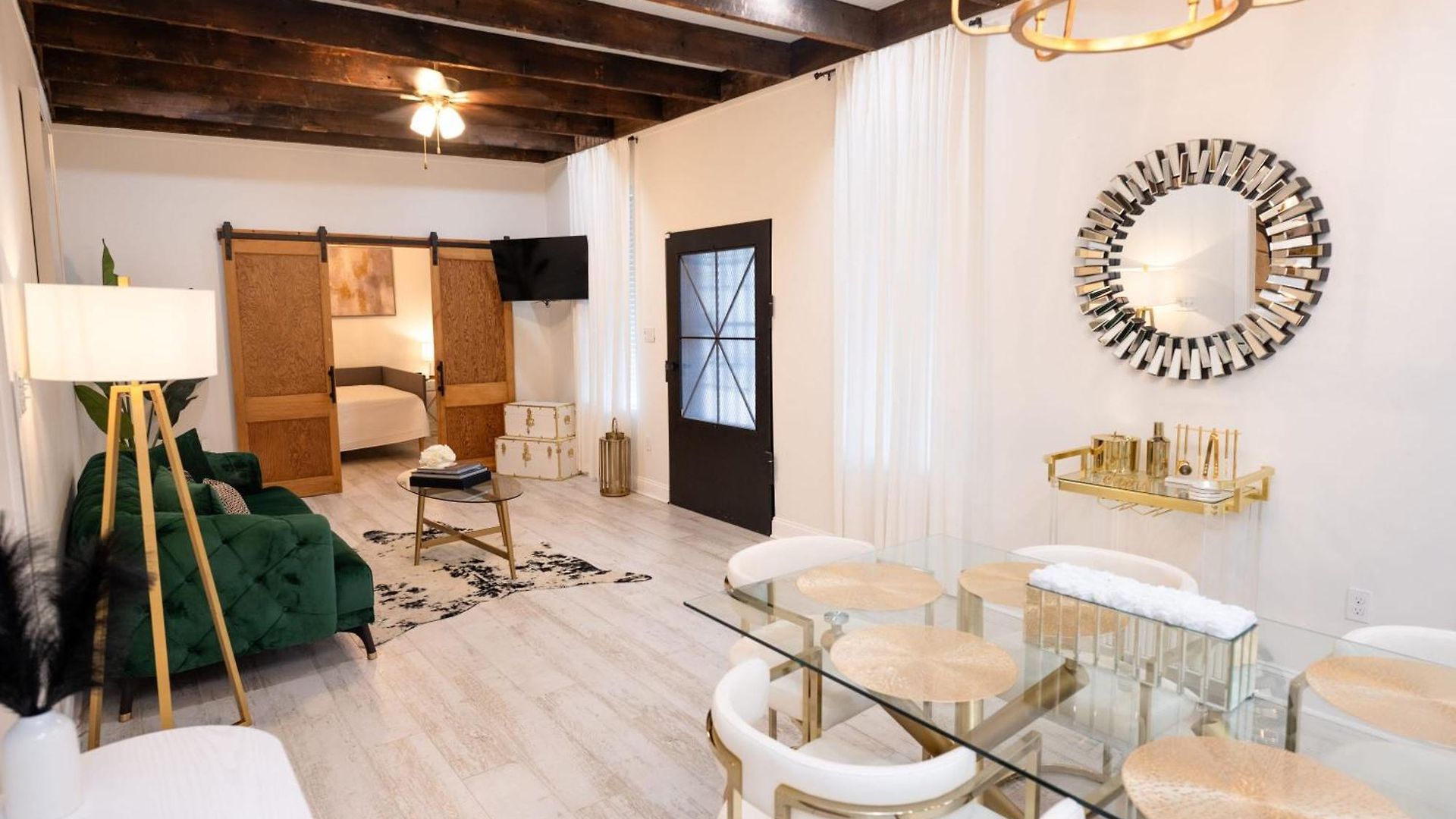 Esplanade Magic 5 Just Minutes By Uber Or Car To French Quarter And 5 Mins From Superdome Holiday home New Orleans