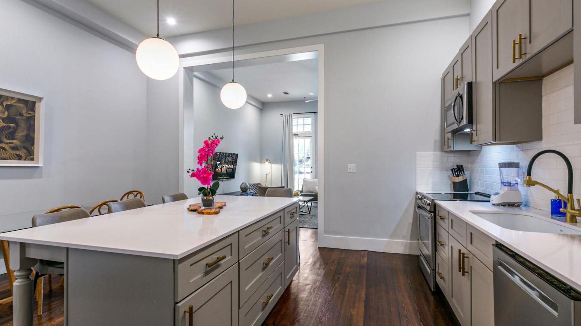 The Lrish House Apartment New Orleans