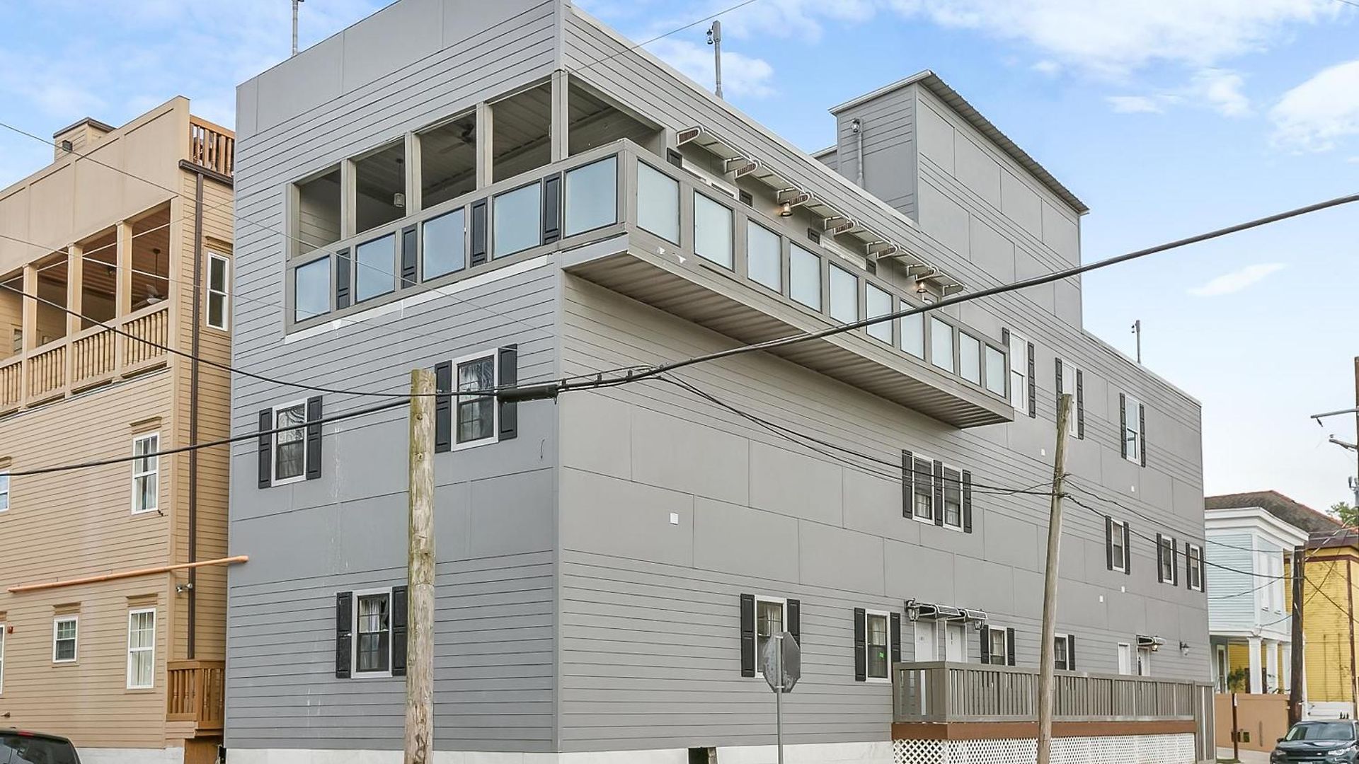Spacious In Downtown Nola *