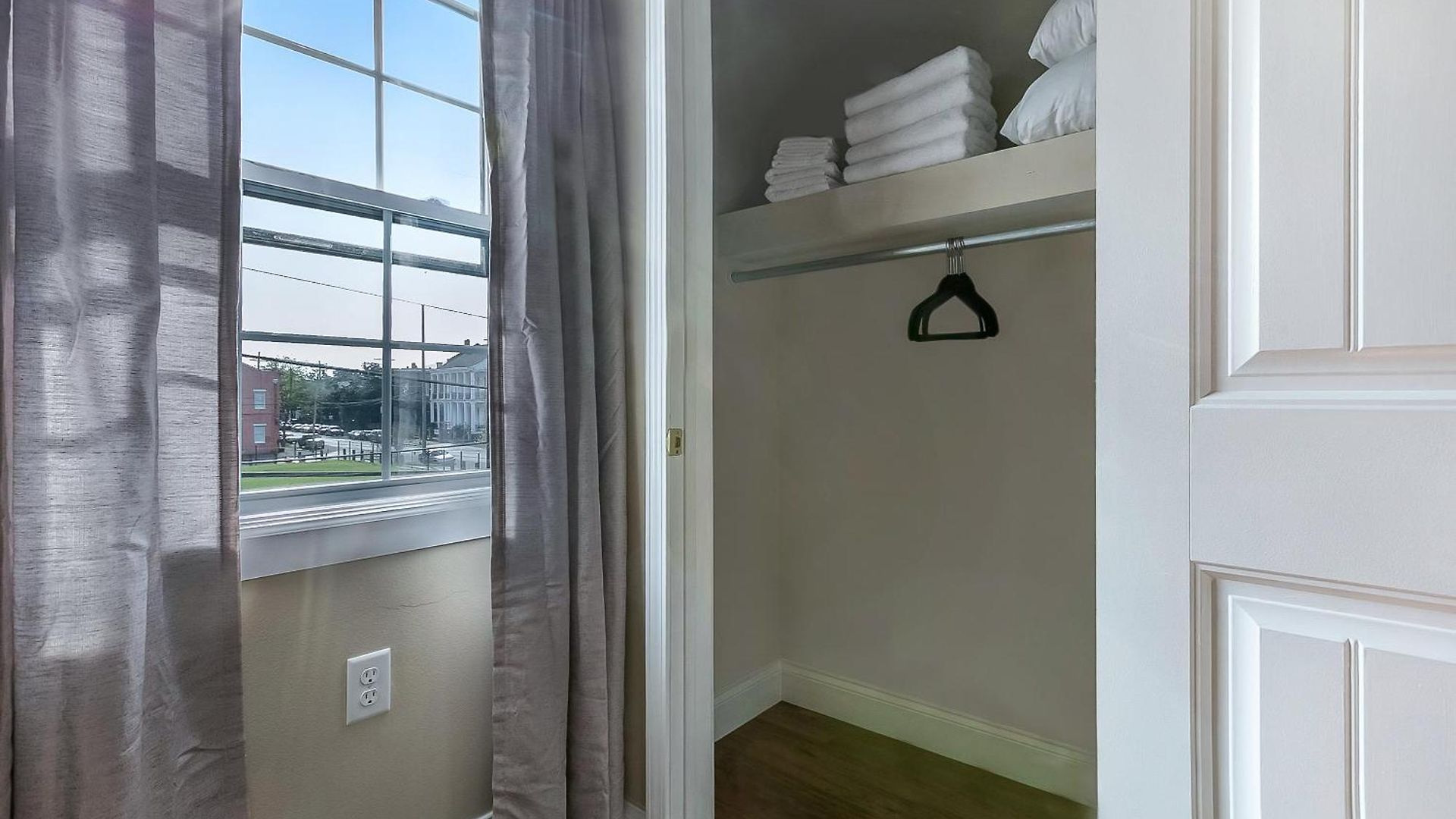 Apartment Spacious In Downtown Nola New Orleans