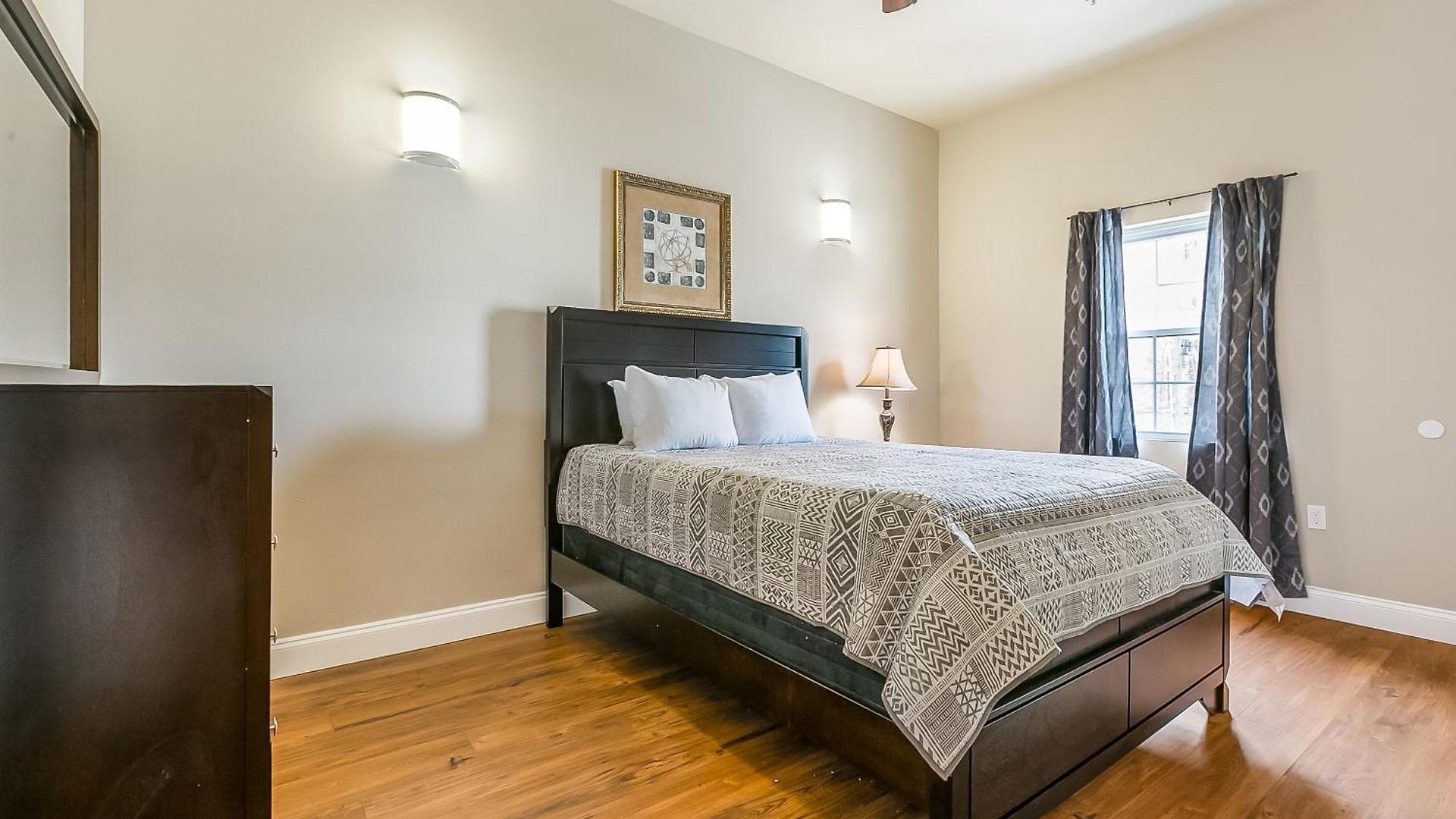 Spacious In Downtown Nola Apartment New Orleans