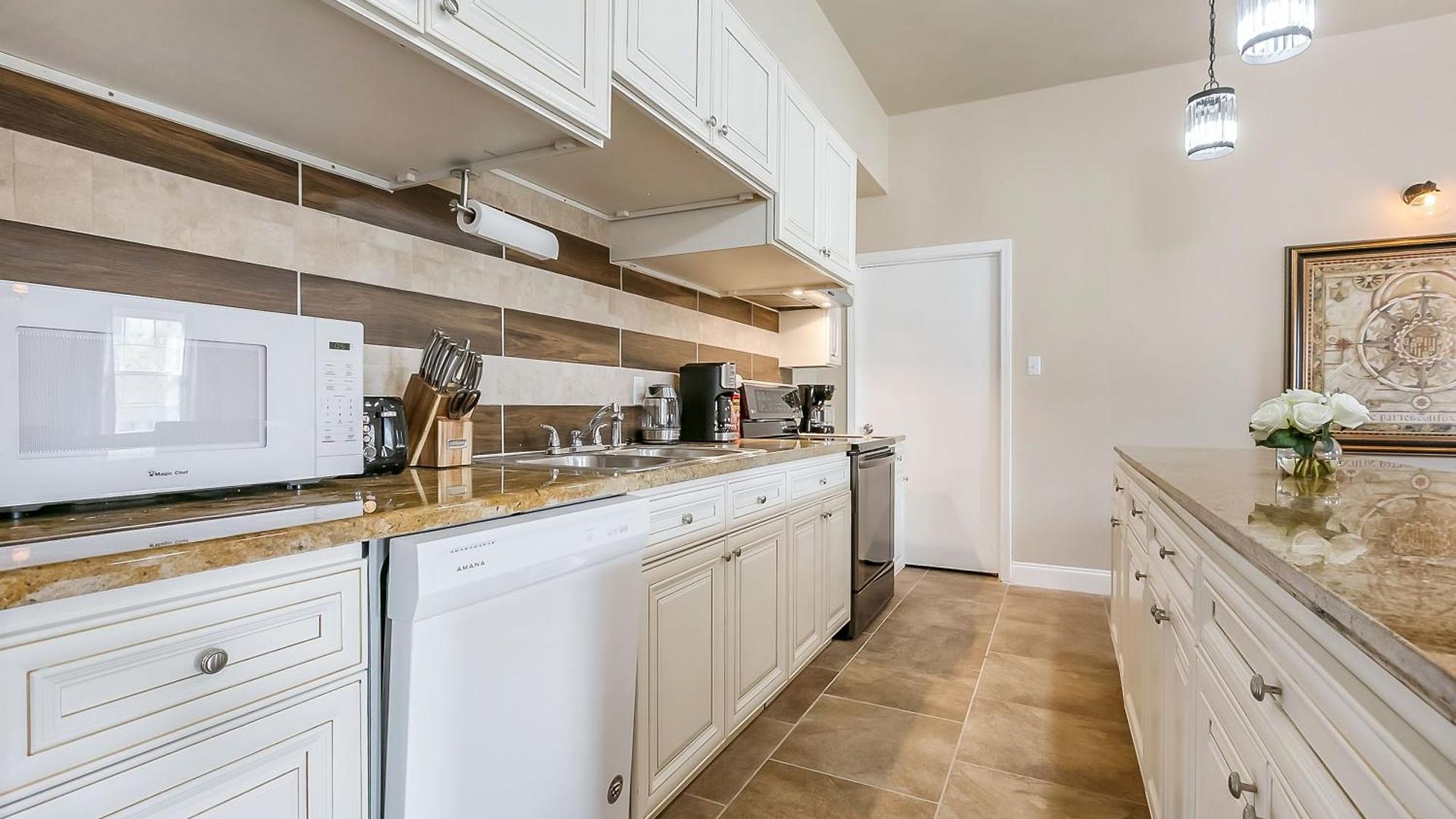Spacious In Downtown Nola *