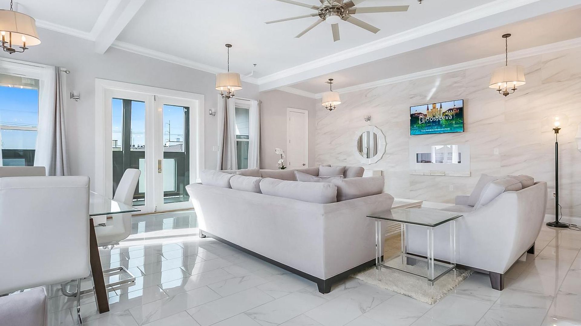 Spacious In Downtown Nola *