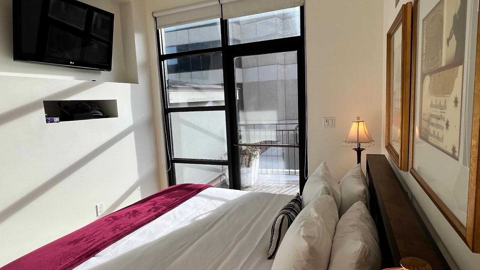 Entire W/ Party Rooftop - A Block Away From Parades Apartment New Orleans