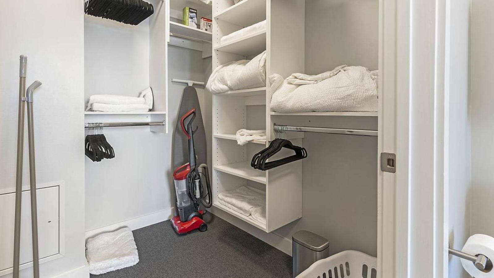 Landing Modern With Amazing Amenities New Orleans