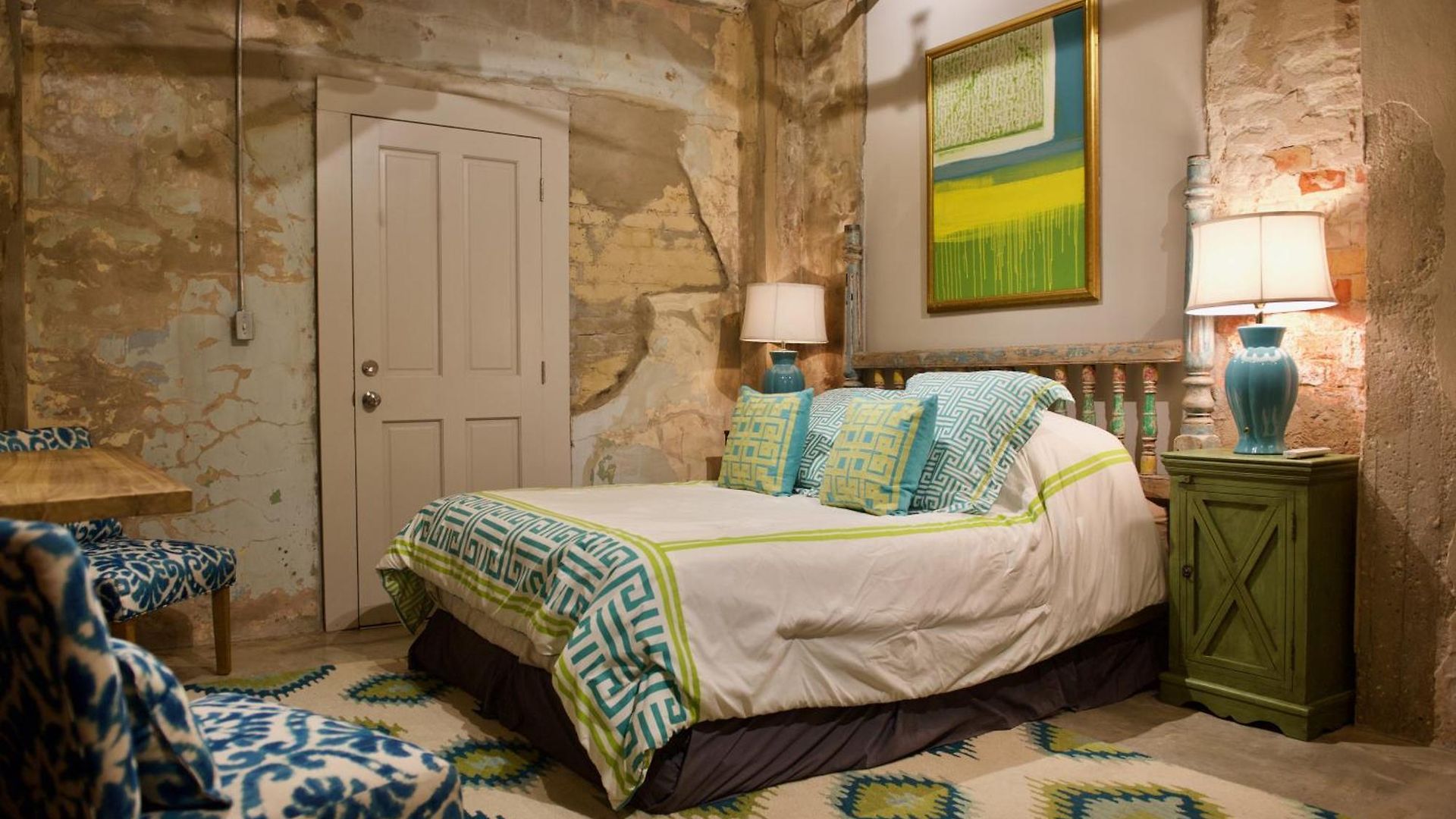 Very Close To French Quarter 2bed