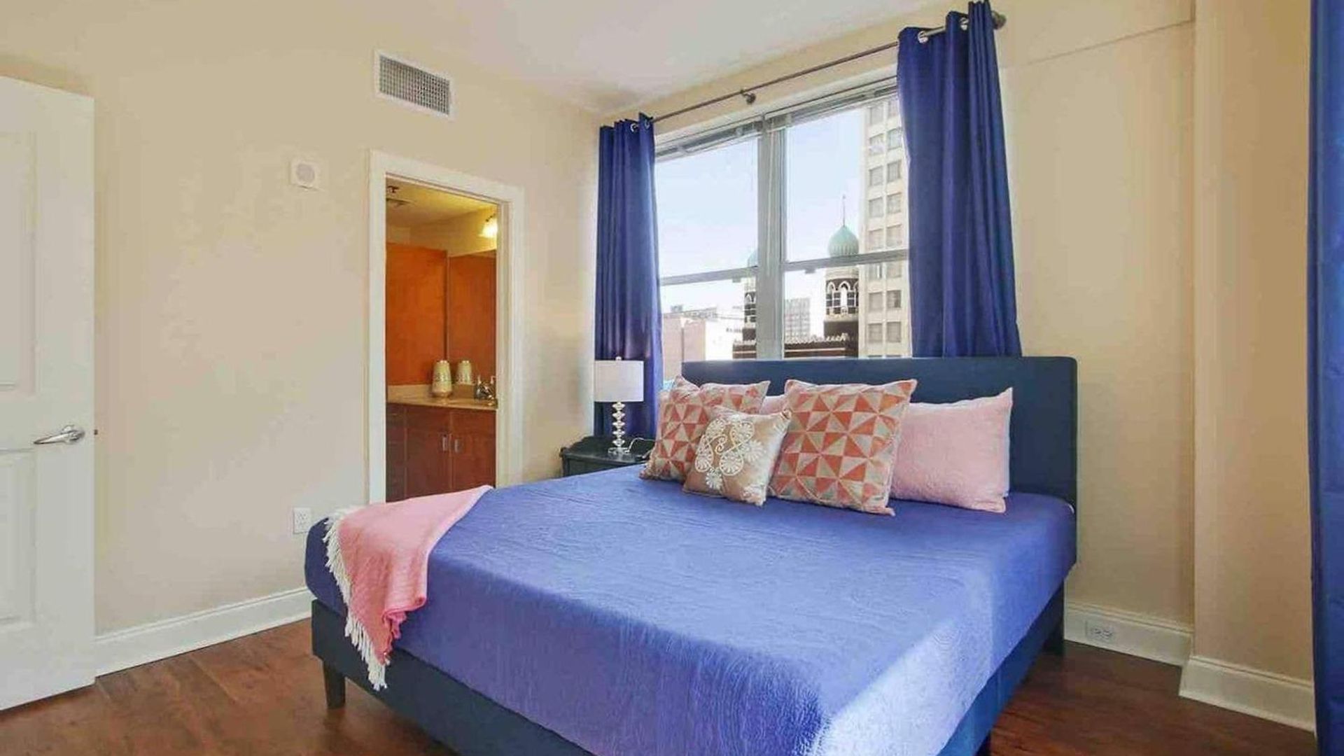 Upscale Nola Apartment