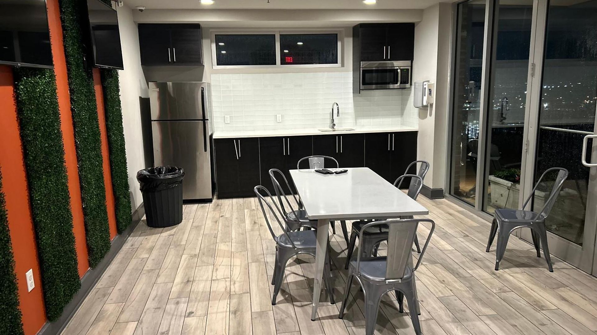 925 Common #1201 Farm stay
