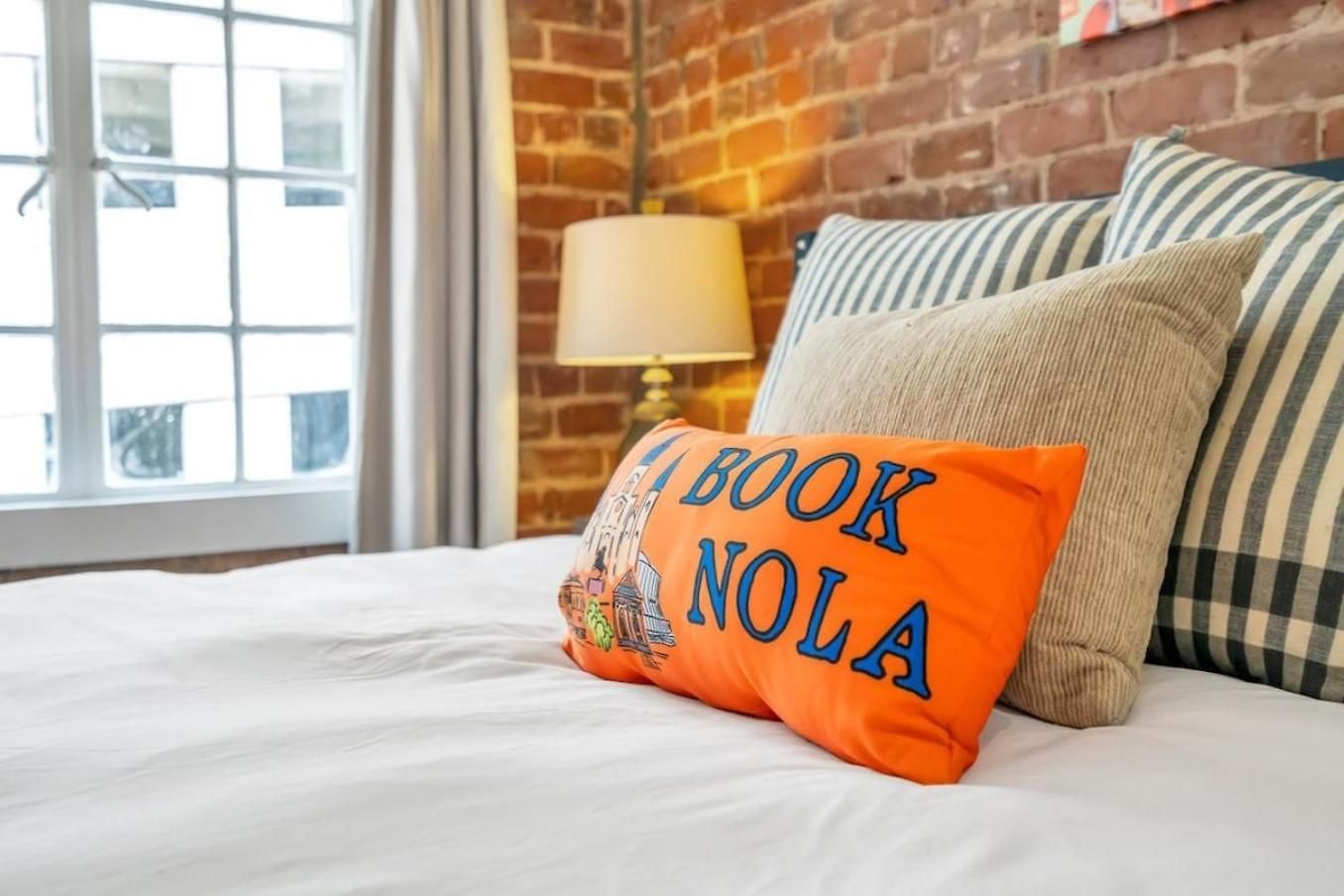 Skyline Views & Bosch Kitchen Near French Quarter Holiday home *