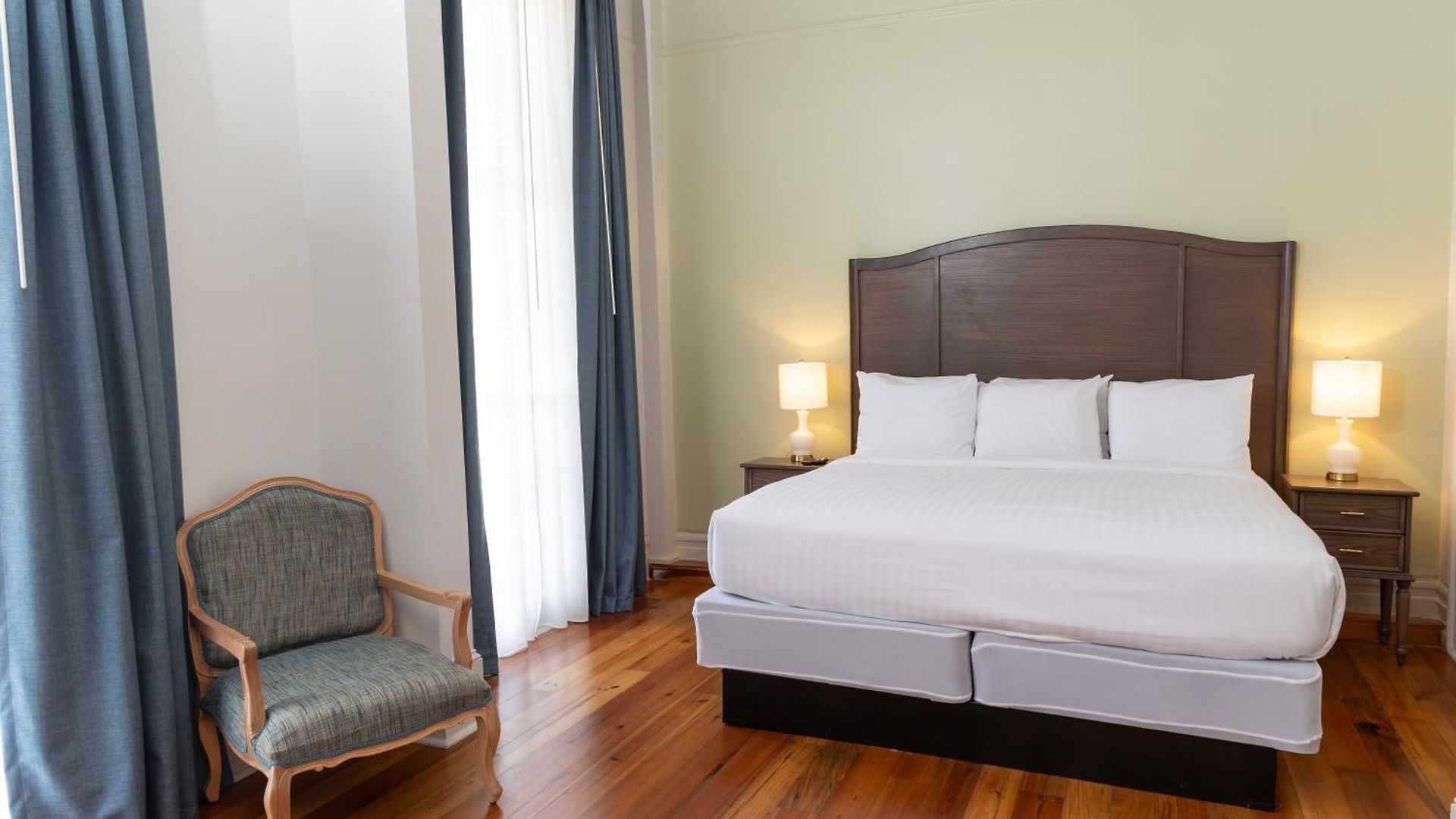 Inn On St. Ann, A French Quarter 3*