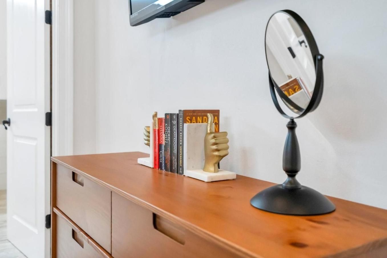 Bright Home W Plunge Pool & Arcade Games Holiday home *
