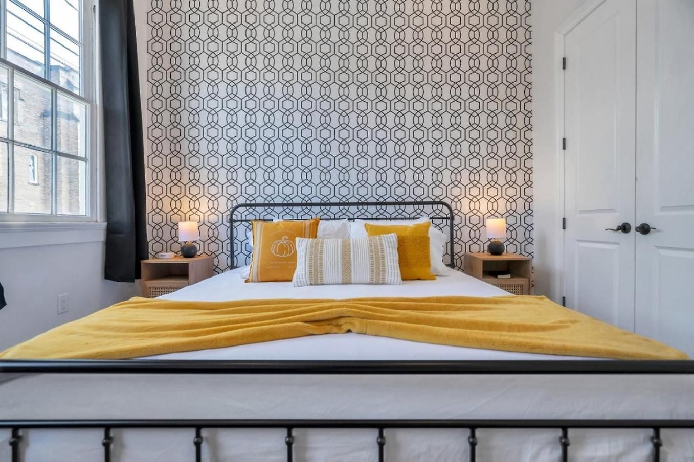 Holiday home Bright Home W Plunge Pool & Arcade Games
