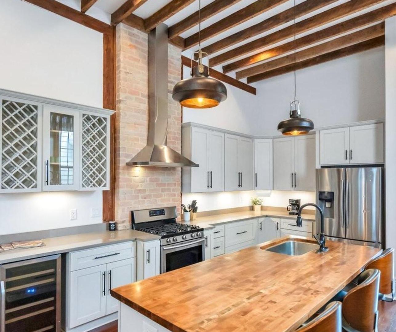 Bright Home W Plunge Pool & Arcade Games *