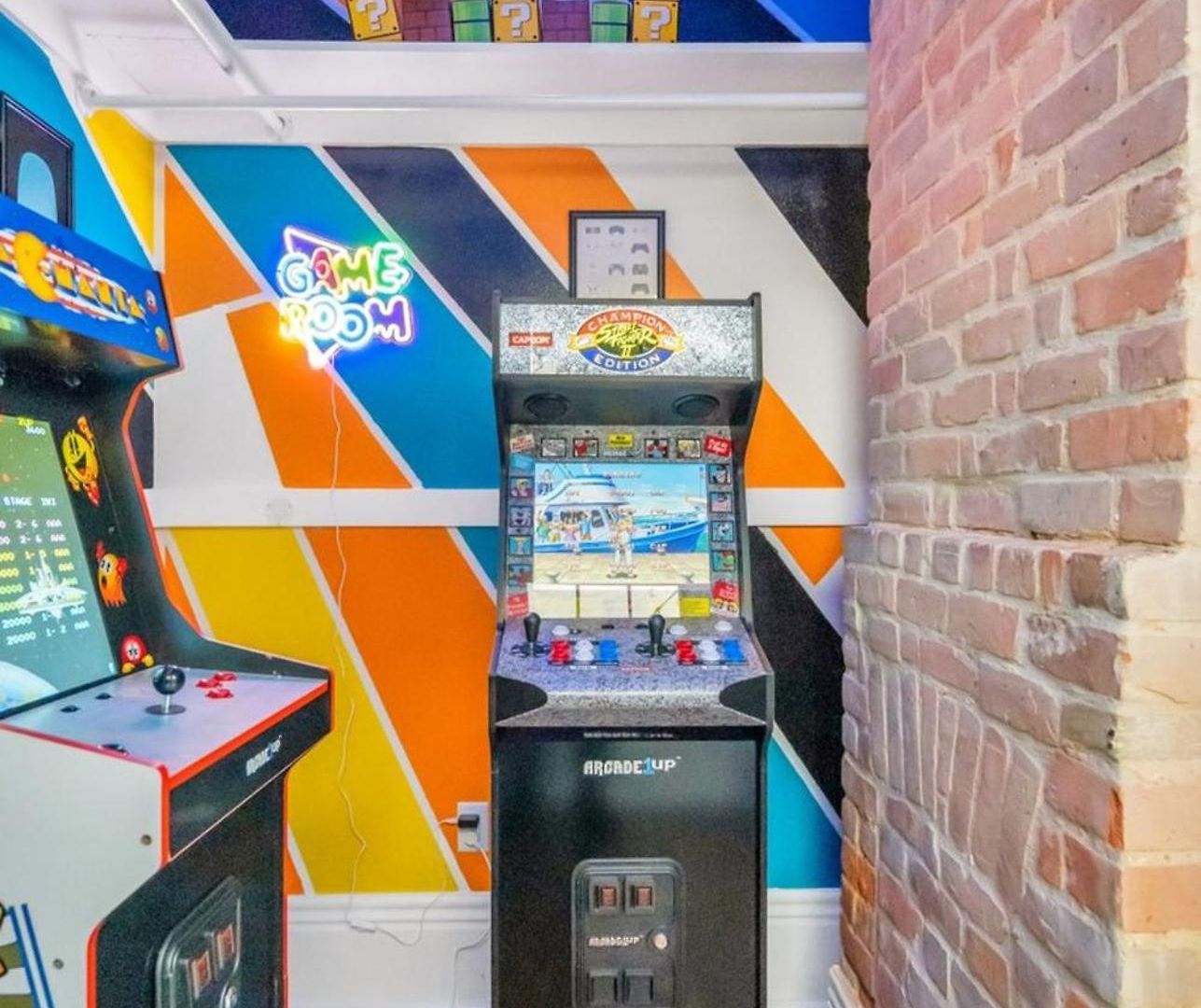Bright Home W Plunge Pool & Arcade Games Holiday home