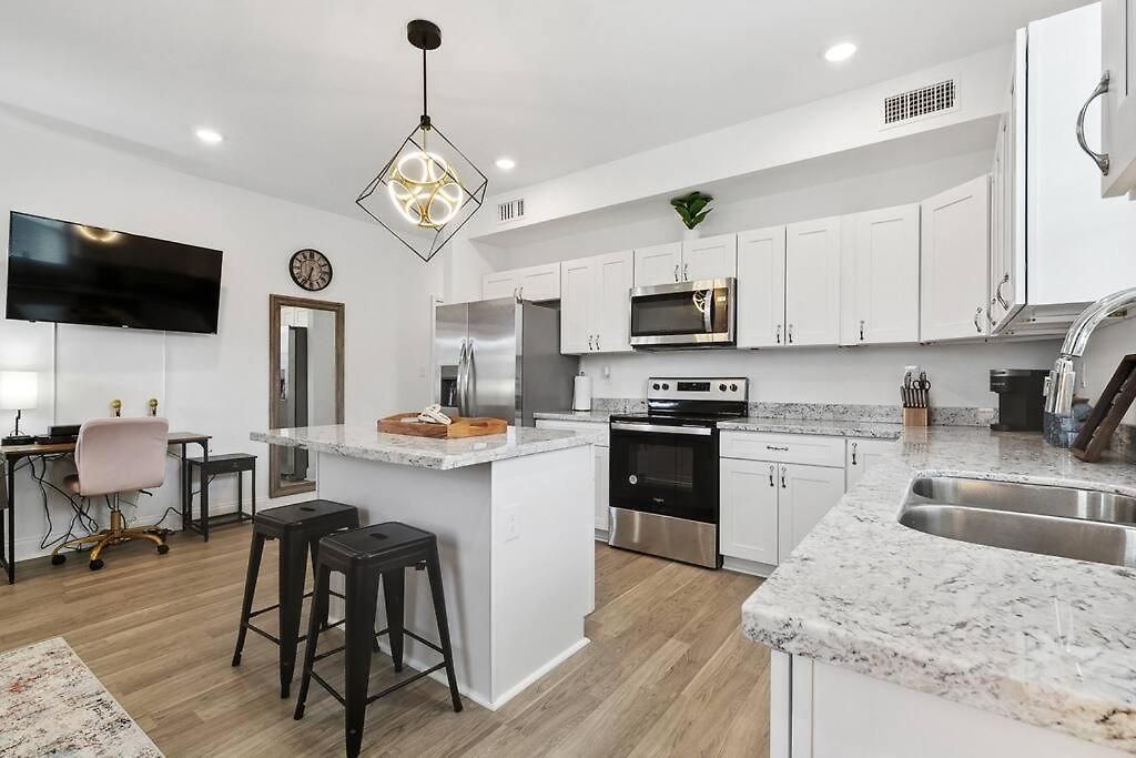 Luxury 6br Oasis Near French Qtr Apartment New Orleans