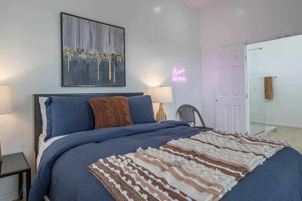 Vibrant Gray Downtown Loft *