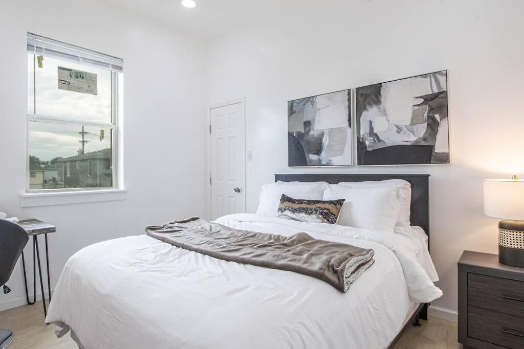 Vibrant Gray Downtown Loft Apartment New Orleans