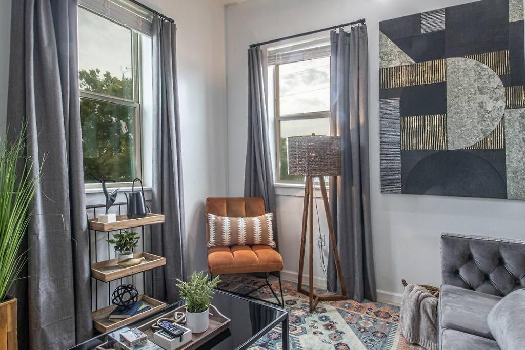 Vibrant Gray Downtown Loft Apartment *