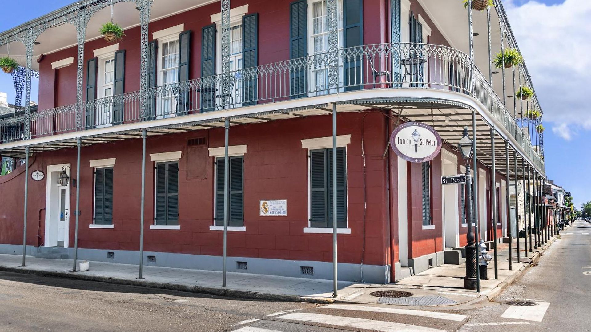 On St. Peter, A French Quarter 3*