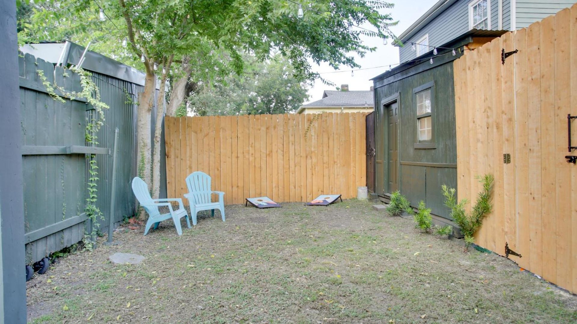 Nola Gem: 3 Mi To French Quarter New Orleans
