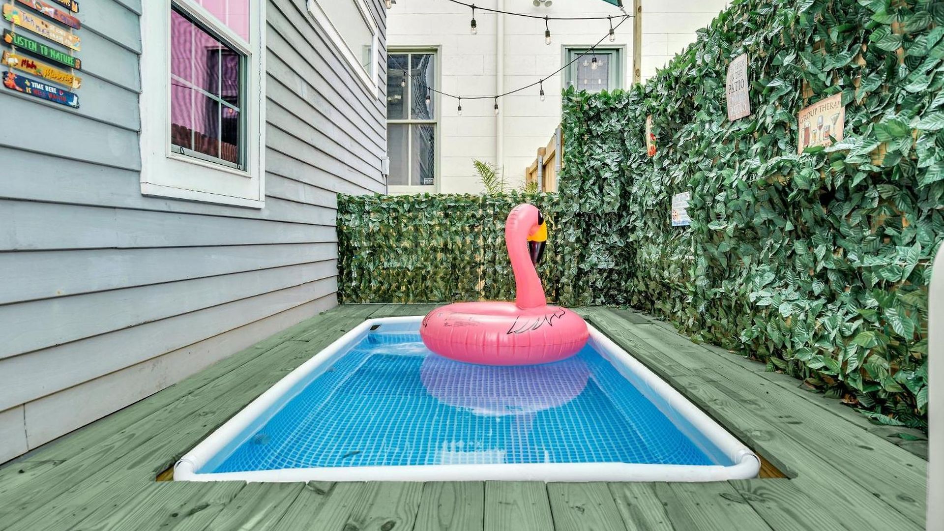 Bright Home W Plunge Pool & Arcade Games Holiday home