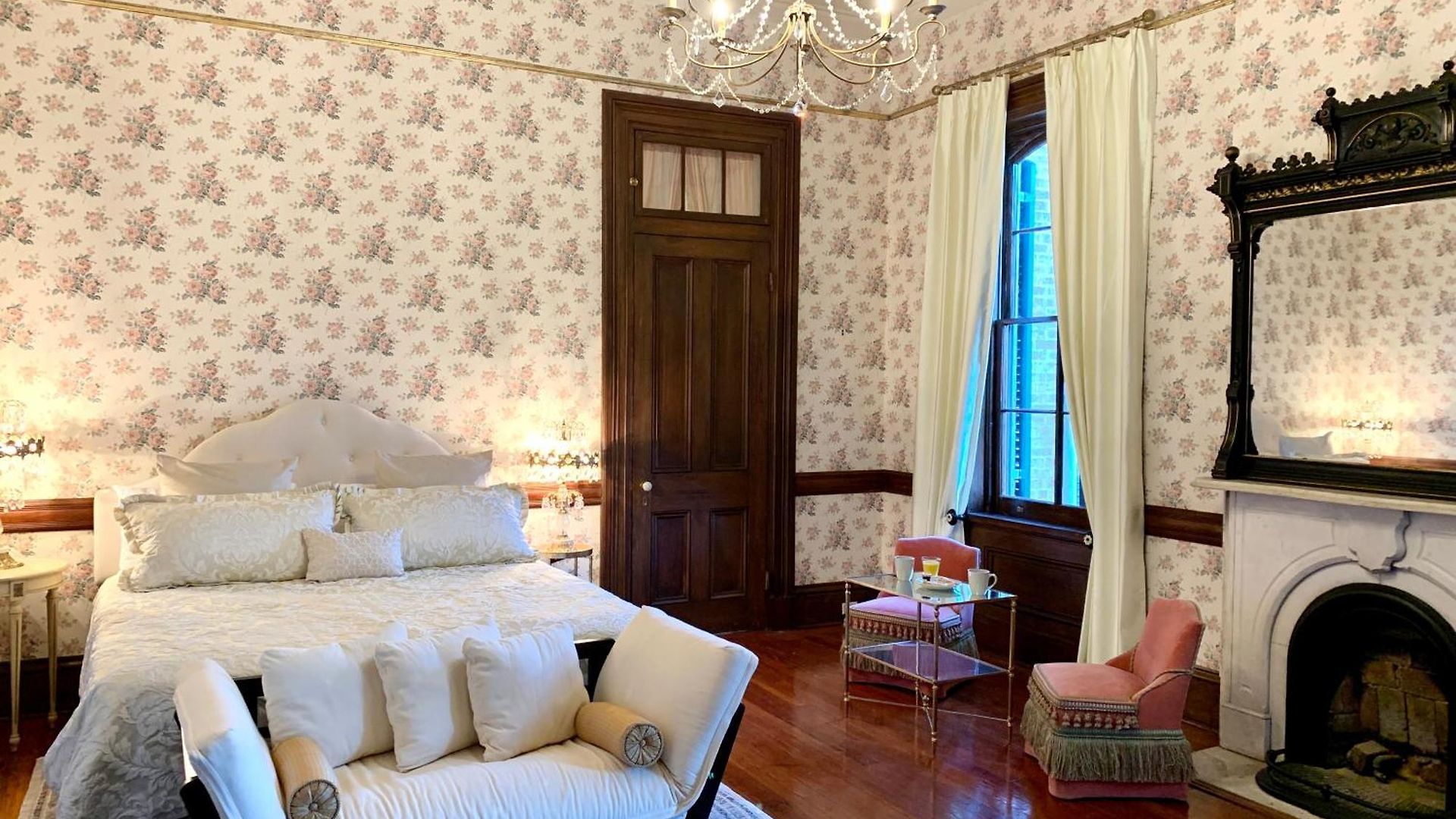 The Lanaux Mansion