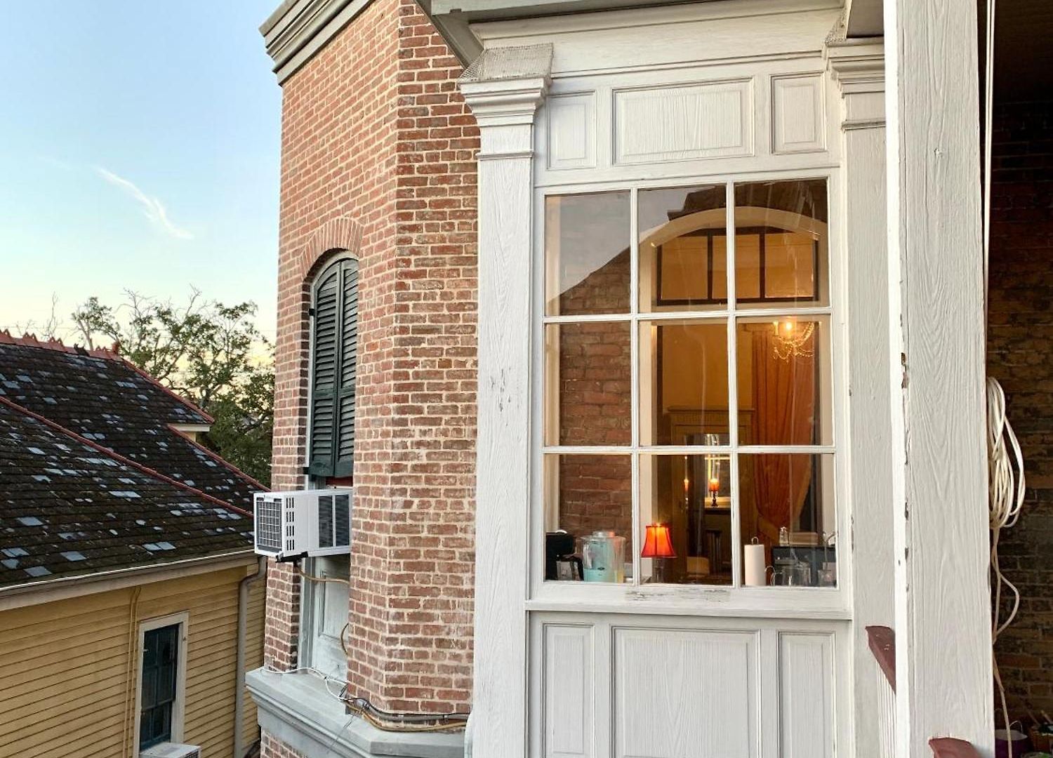 The Lanaux Mansion Bed & Breakfast New Orleans