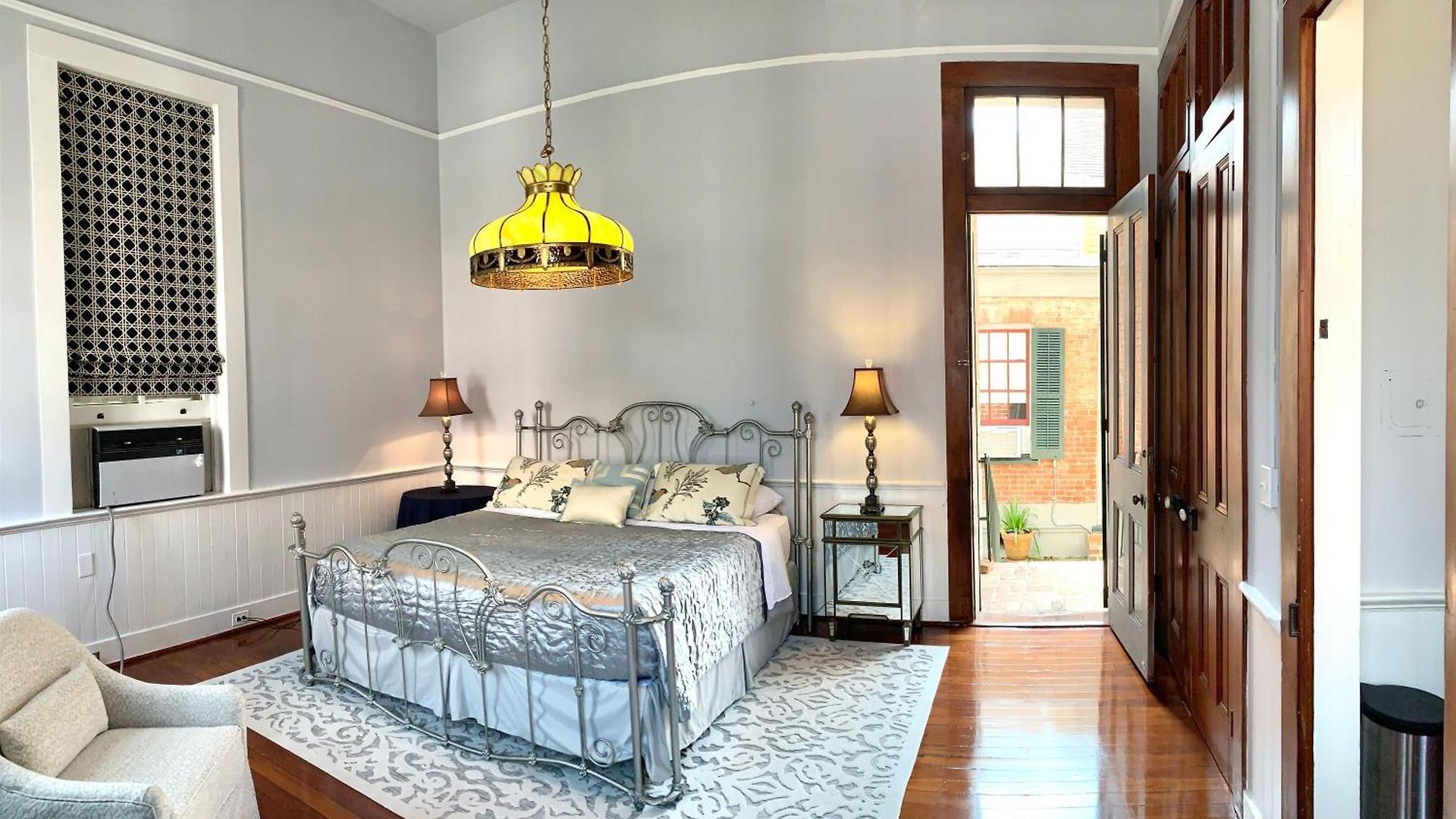 The Lanaux Mansion 4*