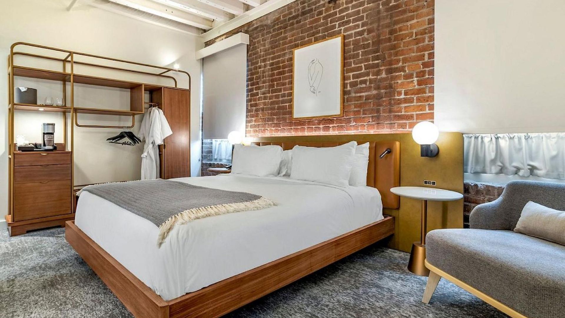Hotel One11