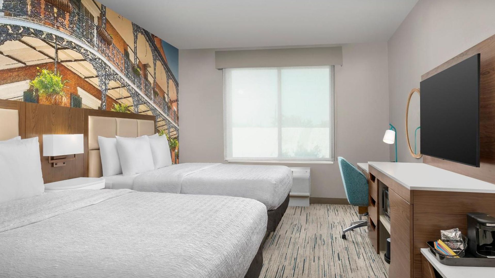Hampton French Quarter Market Area Hotel 3*