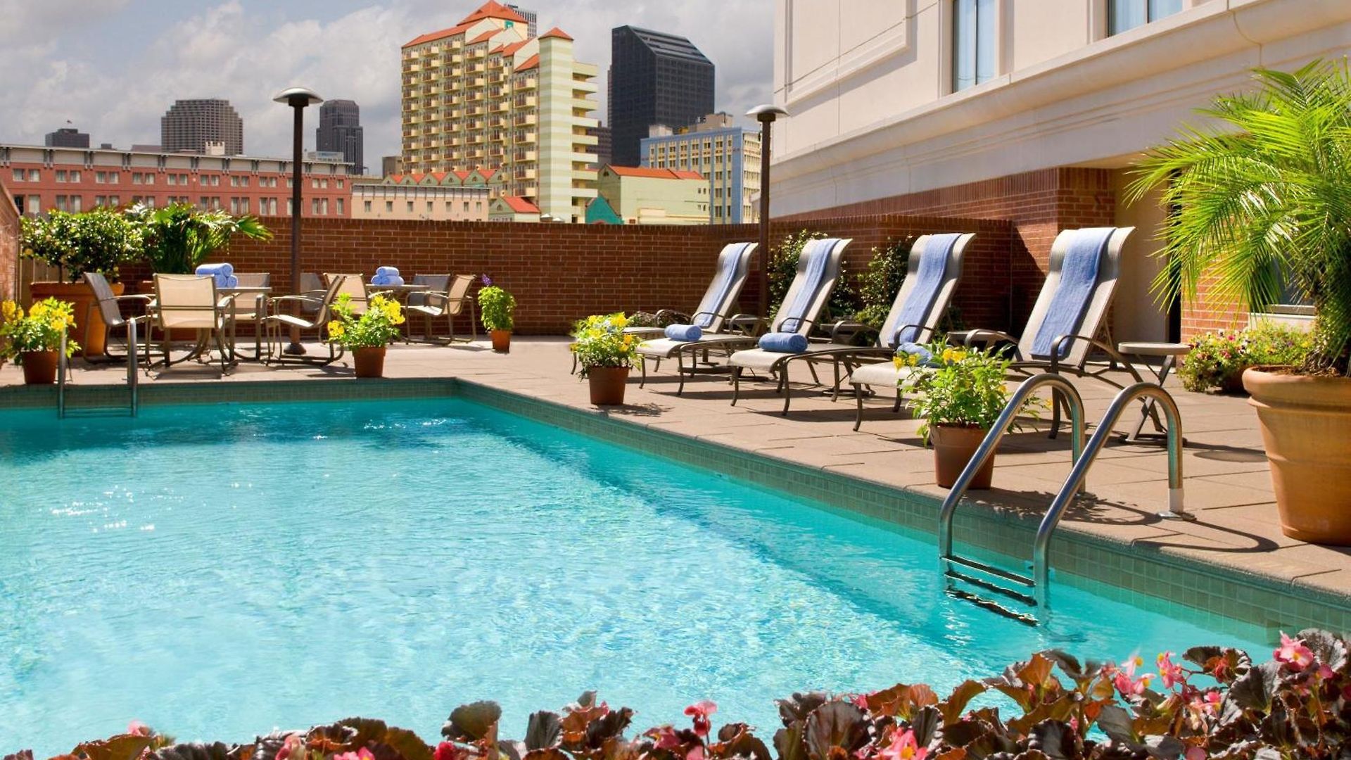 Marriott Warehouse Arts District Hotel New Orleans