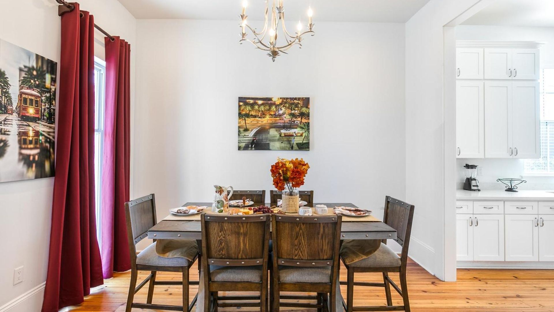 3br On Carondelet By Hosteeva New Orleans